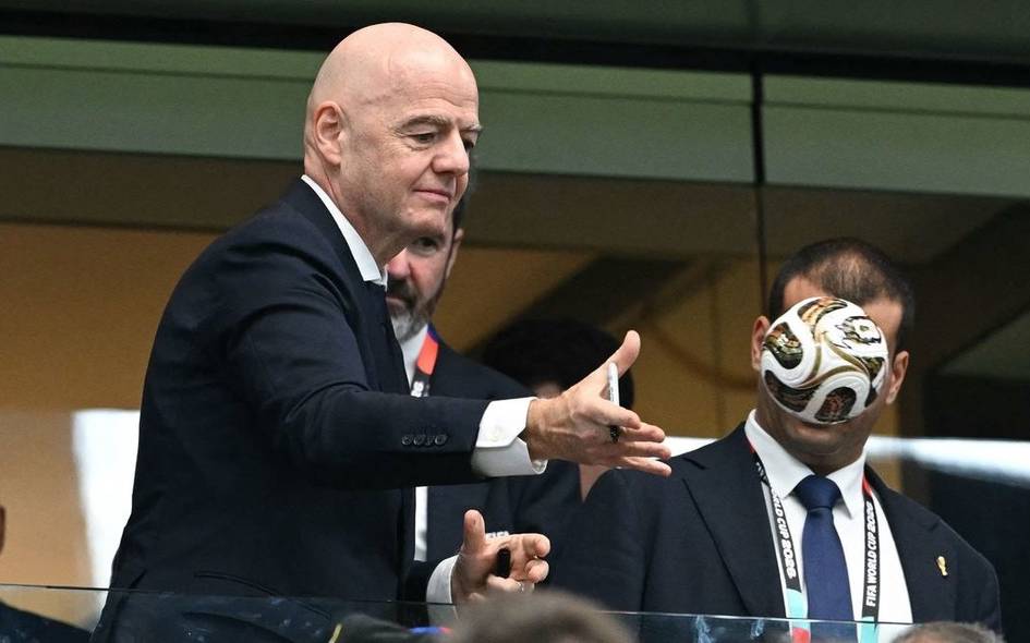 Инфантино кичик давлатлар кўмагига таяниб FIFA президентлигини сақлаб қолмоқчи